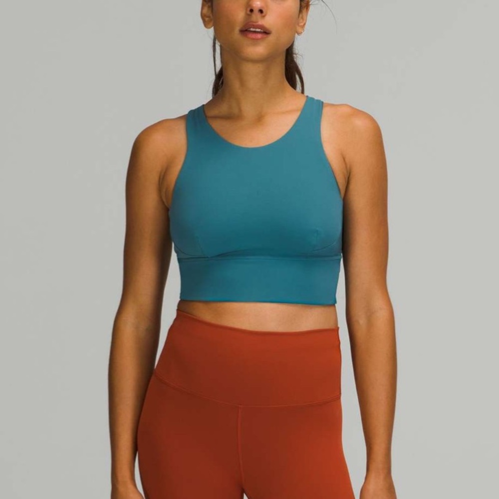 Lululemon women’s Wunder train long line bra